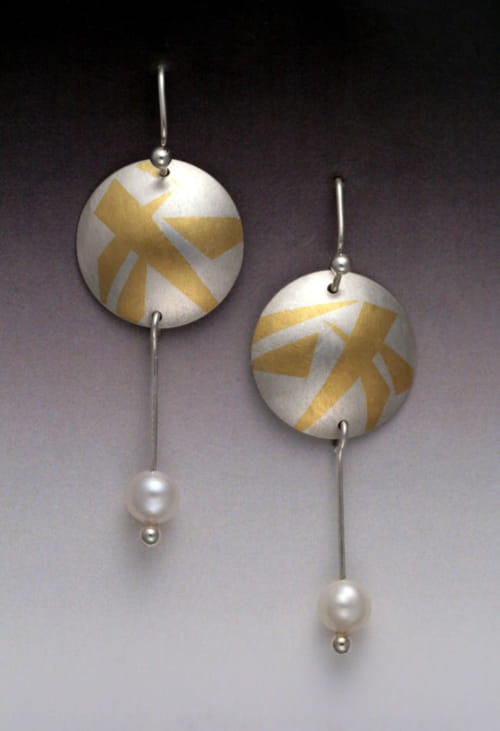 Click to view detail for MB-E298B  Earrings Japanese Bowl Abstract
